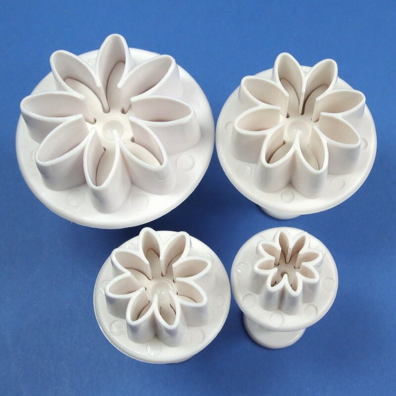 Set Di 4 Stampini Per Biscotti A Forma Di Fiore Con Espulsore - Qualità Professionale, Multicolore